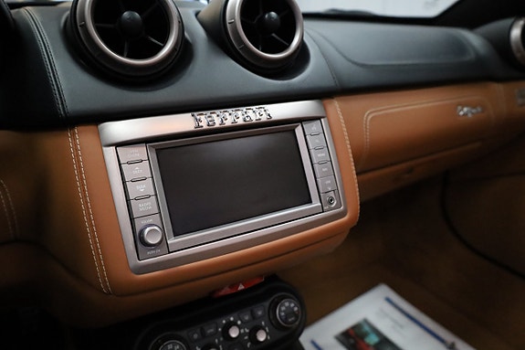 Ferrari California 22 of 30