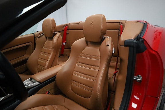 Ferrari California 10 of 30