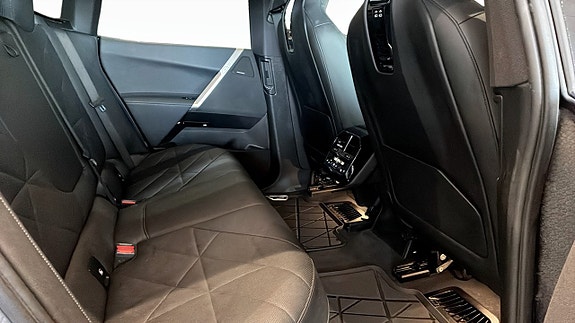 BMW iX 5 of 5