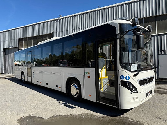 Volvo 8900 – 13 m – 5 bussar tillgängliga! 3 of 12
