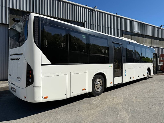 Volvo 8900 – 13 m – 5 bussar tillgängliga! 4 of 12