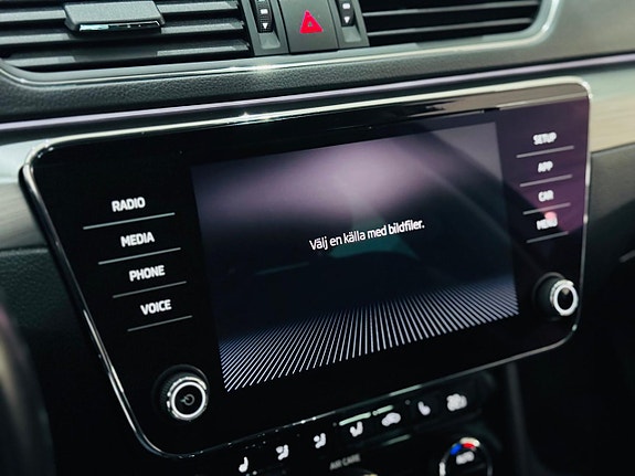 Skoda Superb 16 of 23