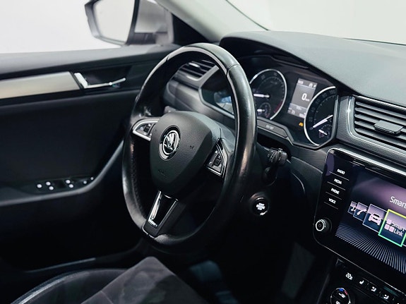 Skoda Superb 4 of 5