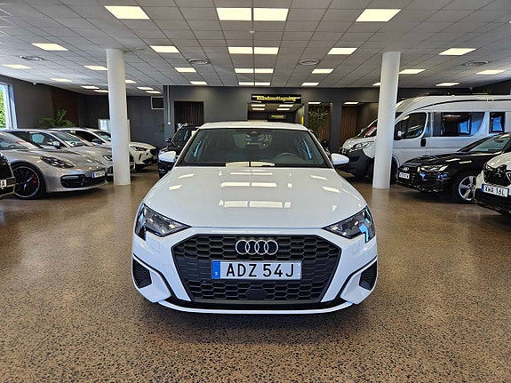 Audi A3 2 of 18