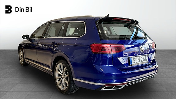 Volkswagen Passat 3 of 5