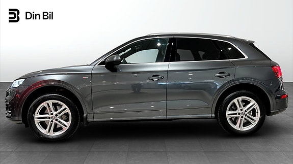 Audi Q5 2 of 5
