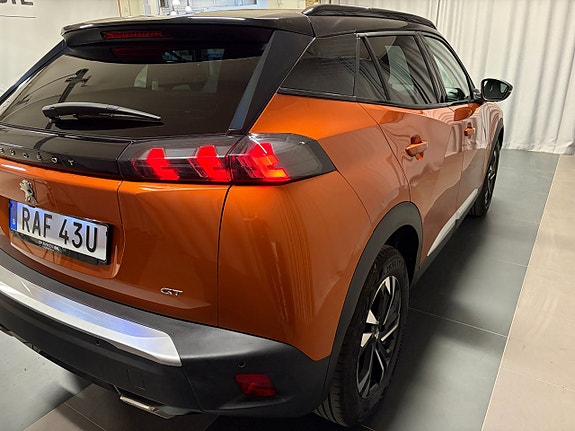 Peugeot 2008 4 of 5