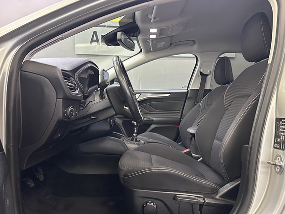 Ford Focus 28 of 30