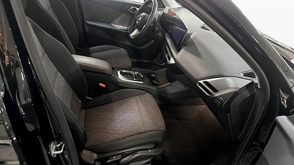 BMW 120 3 of 12