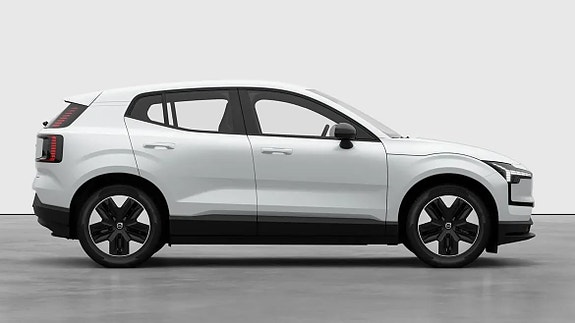 Volvo EX30 3 of 11