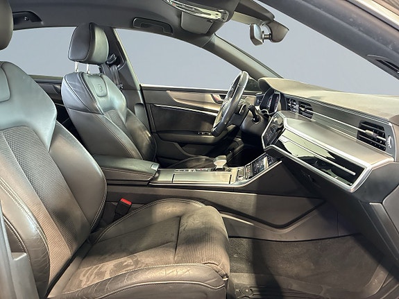 Audi A7 9 of 22