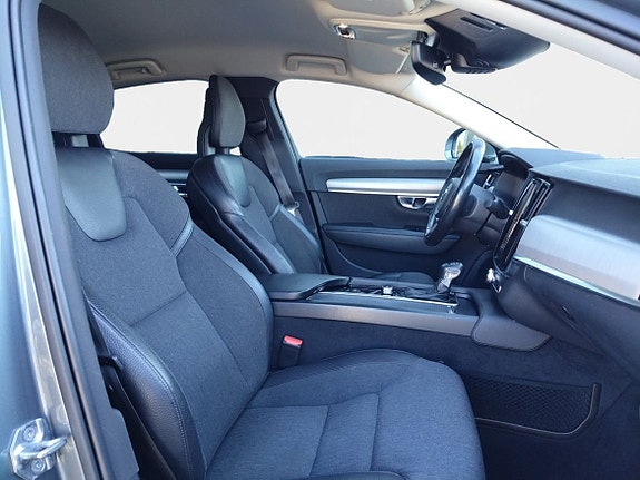 Volvo S90 15 of 21