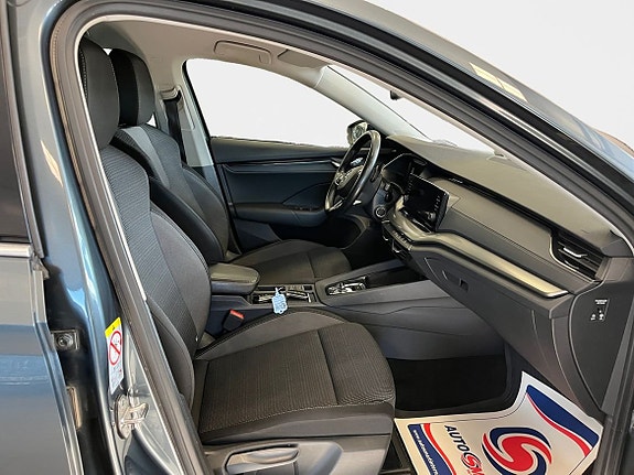 Skoda Octavia 11 of 18