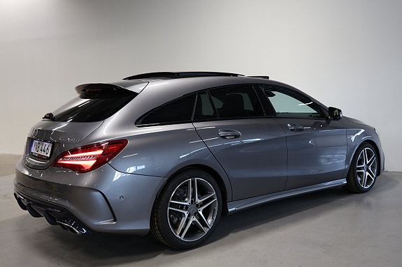 Mercedes-Benz AMG GT Black Series 8 of 27