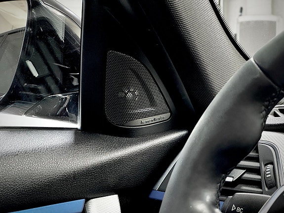 BMW 335d 13 of 17