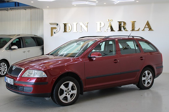 Skoda Octavia 3 of 5