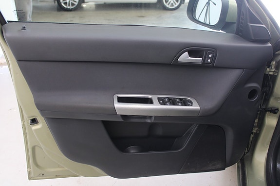 Volvo V50 7 of 12