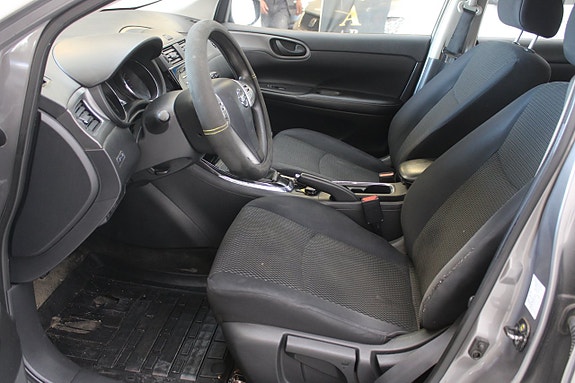 Nissan Pulsar 6 of 12