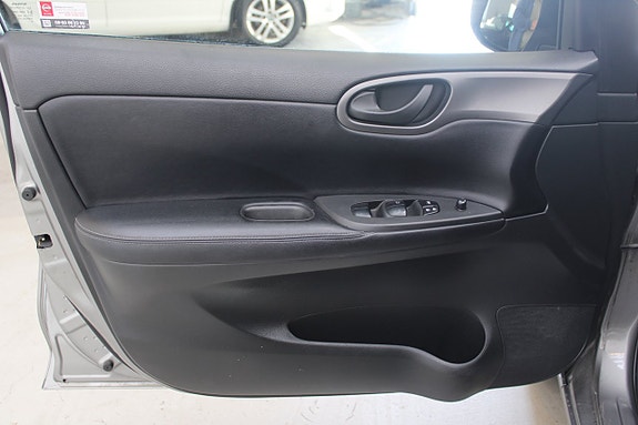 Nissan Pulsar 7 of 12