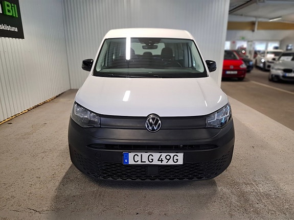 Volkswagen Caddy Maxi 2 of 5