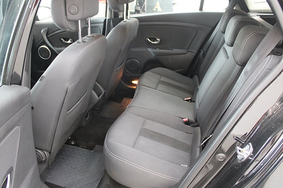 Renault Megane 9 of 12