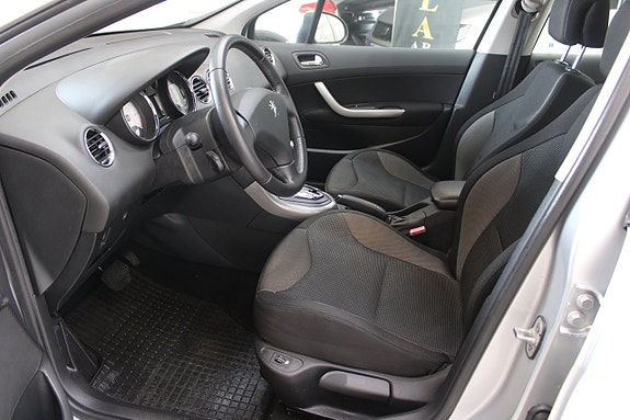 Peugeot 308 6 of 12
