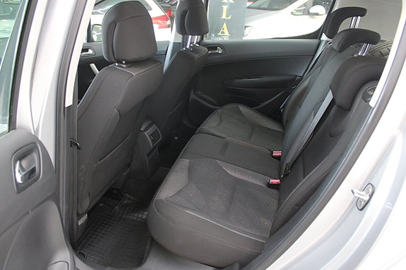 Peugeot 308 9 of 12