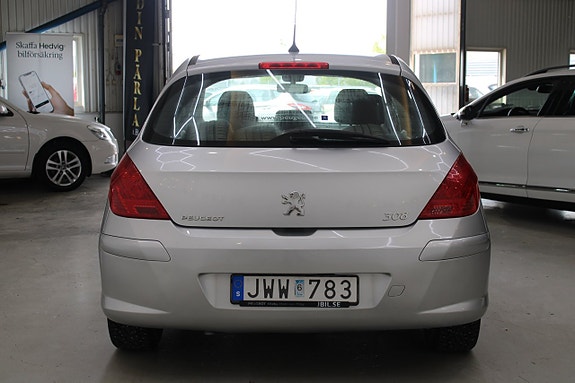 Peugeot 308 5 of 12