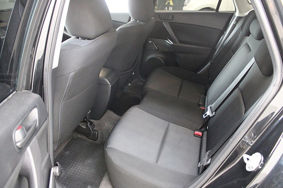 Mazda 3 9 of 12