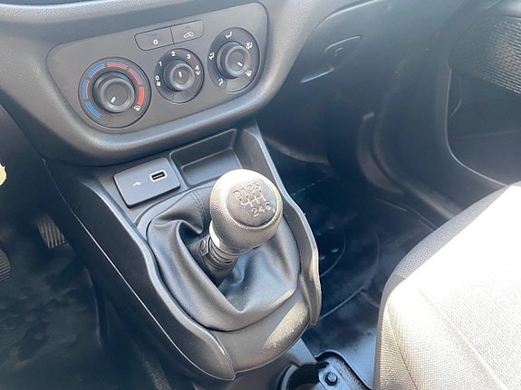 Fiat Doblo 14 of 18