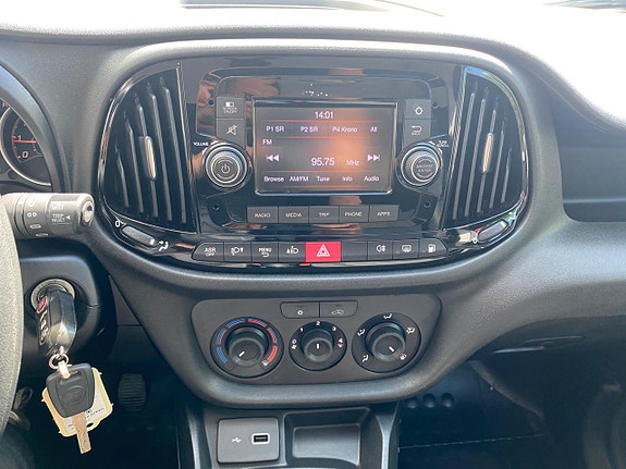 Fiat Doblo 13 of 18