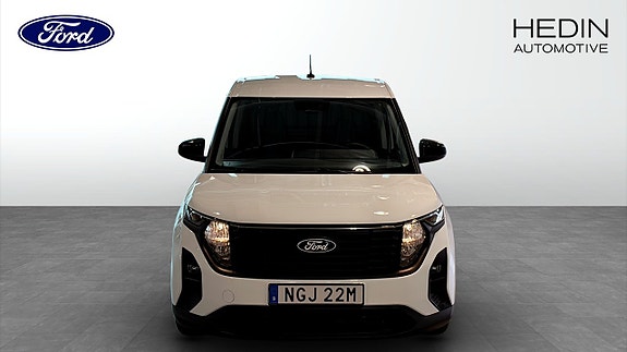 Ford Courier 8 of 9