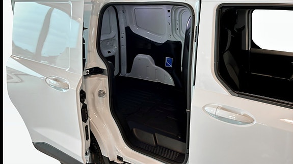 Ford Courier 5 of 9