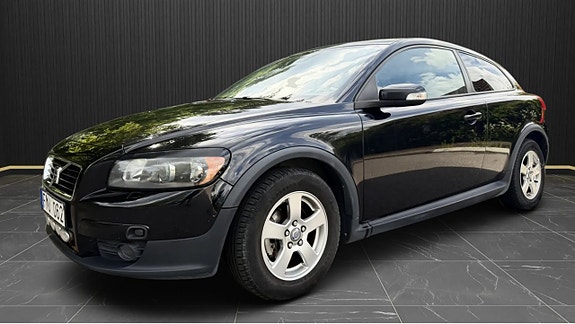 Volvo C30 2 of 5