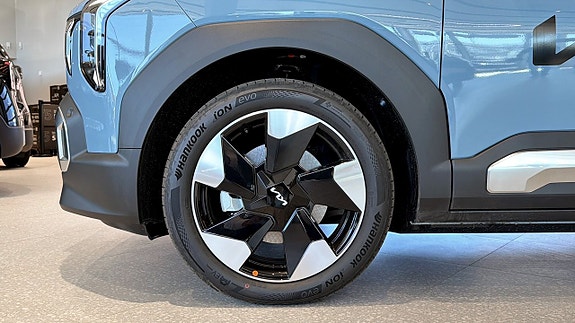 Kia EV2 7 of 17