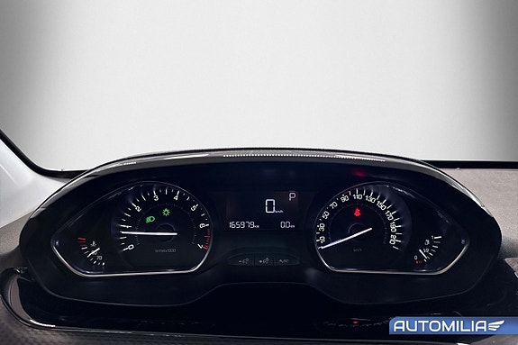 Peugeot 208 7 of 15