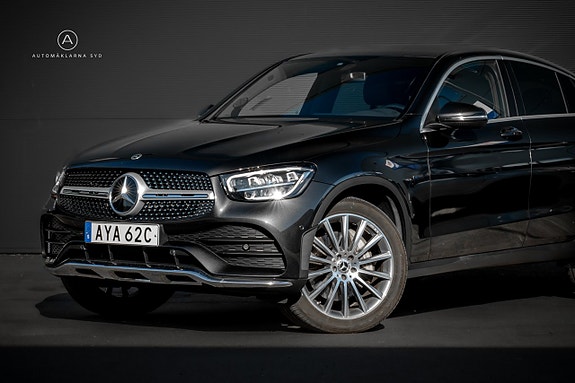 Mercedes-Benz GLC300 de 2 of 5