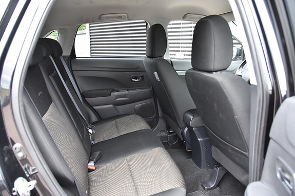 Mitsubishi ASX 10 of 17