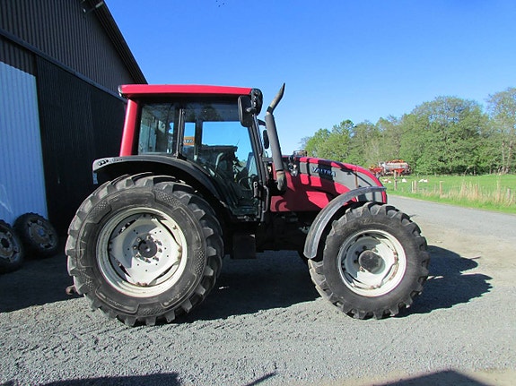 Valtra N91 4 of 8