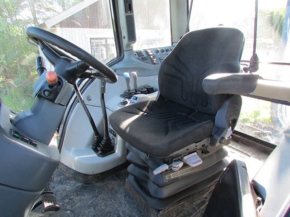 Valtra N91 6 of 8