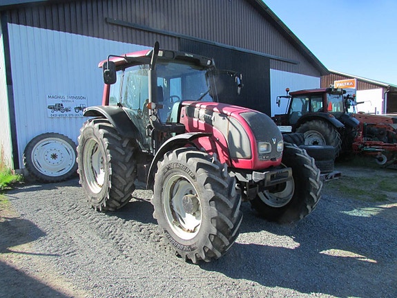 Valtra N91 3 of 8