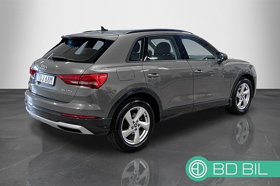 Audi Q3 5 of 5