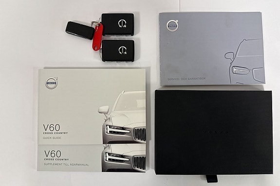 Volvo V60 Cross Country 25 of 26