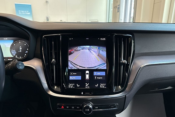 Volvo V60 Cross Country 14 of 26