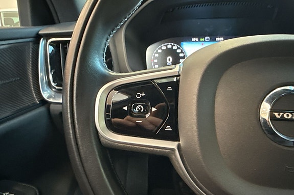 Volvo V60 Cross Country 20 of 26