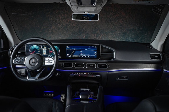 Mercedes-Benz GLE300 d 26 of 30