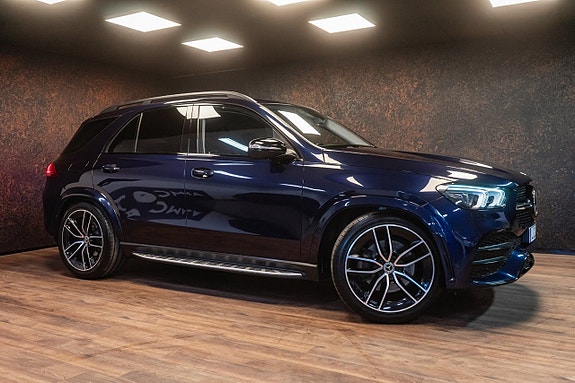 Mercedes-Benz GLE300 d 2 of 5