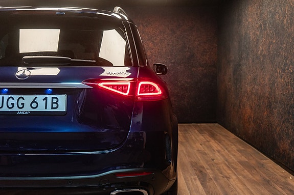Mercedes-Benz GLE300 d 10 of 30
