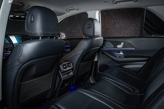 Mercedes-Benz GLE300 d 30 of 30
