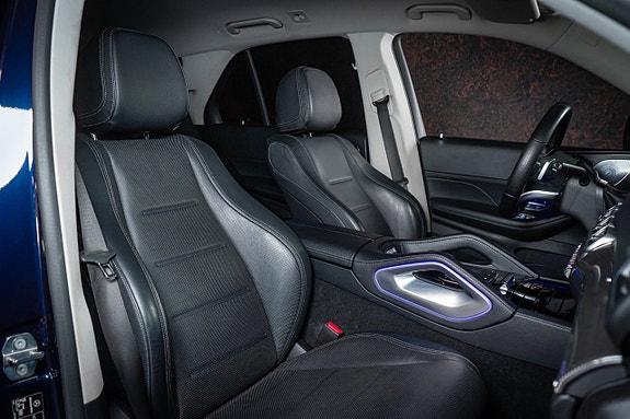 Mercedes-Benz GLE300 d 29 of 30